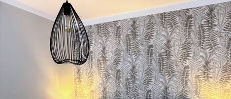 1 bedroom, travel cot, WiFi, bed sheets