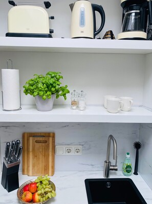 Fridge - Apartment II - MAISON ART Apartments - Object 94080 (Rostock)