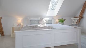 2 bedrooms, iron/ironing board, travel crib, free WiFi