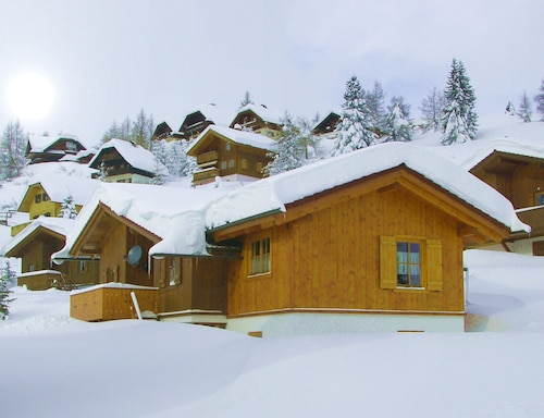 Gemütliches Blockhaus für Winter & Sommerferien in den Bergen - Inklusivpreise