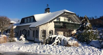 ☀️☀️☀️ cozy apartment with additional room to expand