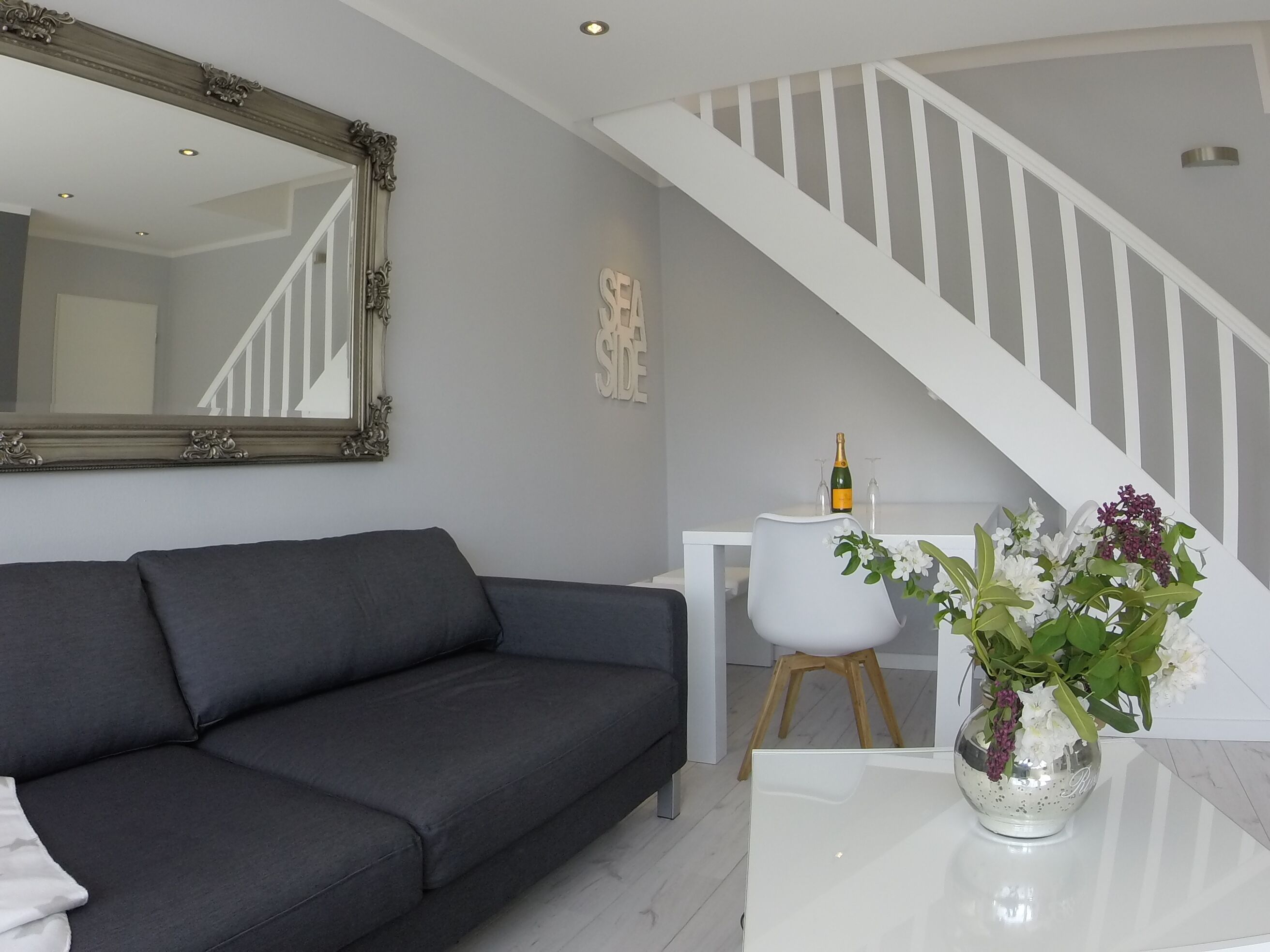  Timmendorfer Strand Seaside 60sqm balcony 80m to the beach WIFI TOP equipped 