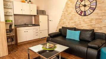 Télévision, lecteur de DVD, vidéothÚque, chaßne hi-fi