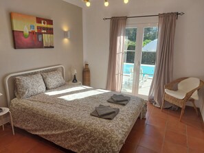 3 bedrooms, WiFi, bed sheets