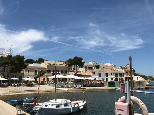 House by the sea, private pool, sea view, roof terrace, air conditioning, WLAN, sep. Studio