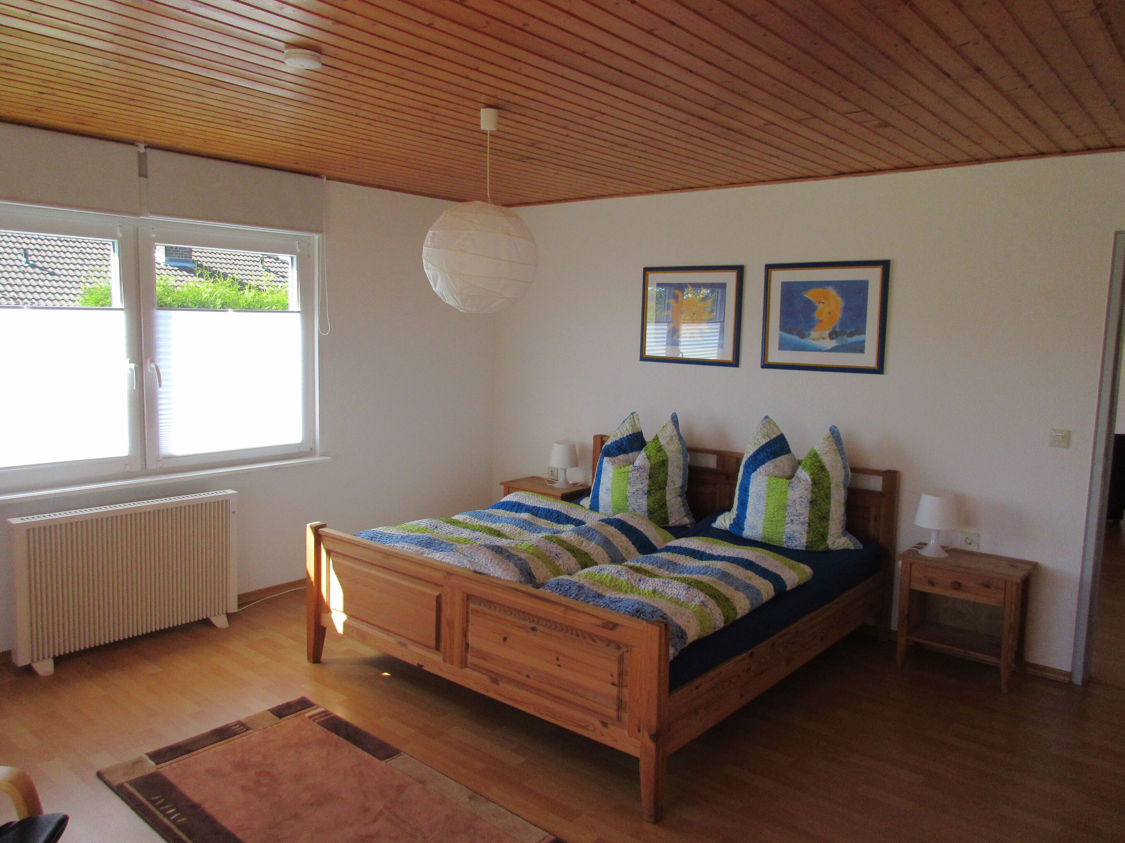 1 多间卧室、免费 WiFi、床单