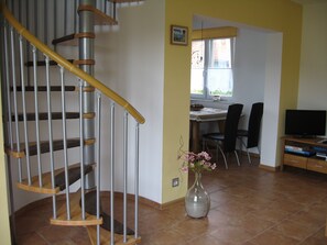 Interior - "Söt`Hafenhus" at the idyllic, small harbor, with a wide view of Bodden meadows (Pruchten)