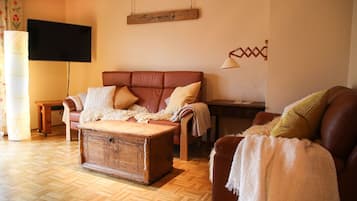 3 Schlafzimmer, Bügeleisen/Bügelbrett, Reisekinderbett, WLAN