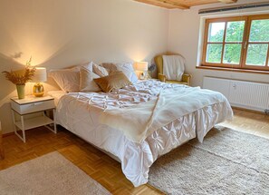 3 Schlafzimmer, Bügeleisen/Bügelbrett, Reisekinderbett, kostenloses WLAN