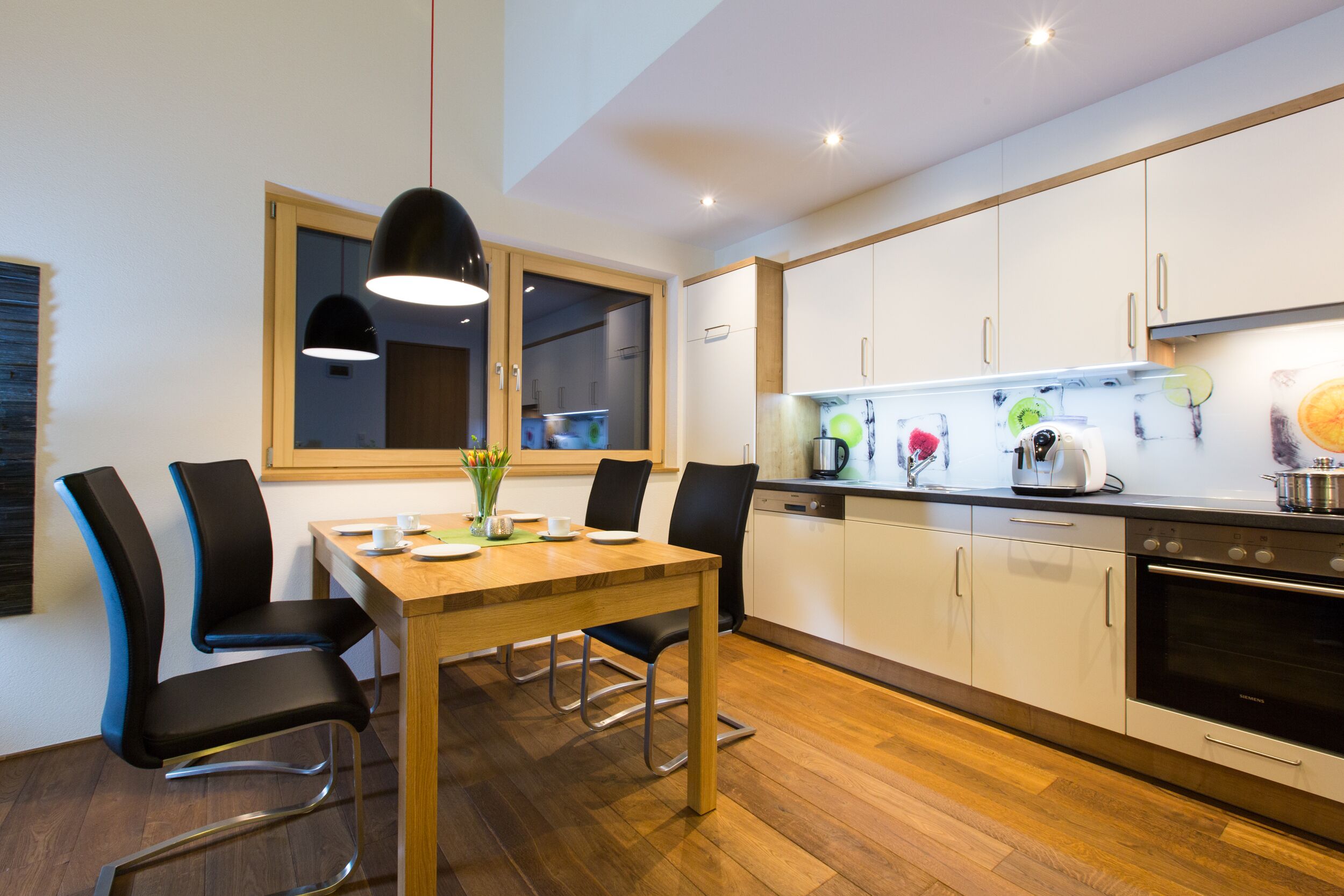 Kühlschrank, Ofen, Herdplatte, Geschirrspüler