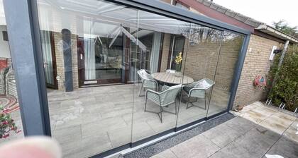 Feel-good house in Port Greve, with a beautiful garden and lots of privacy