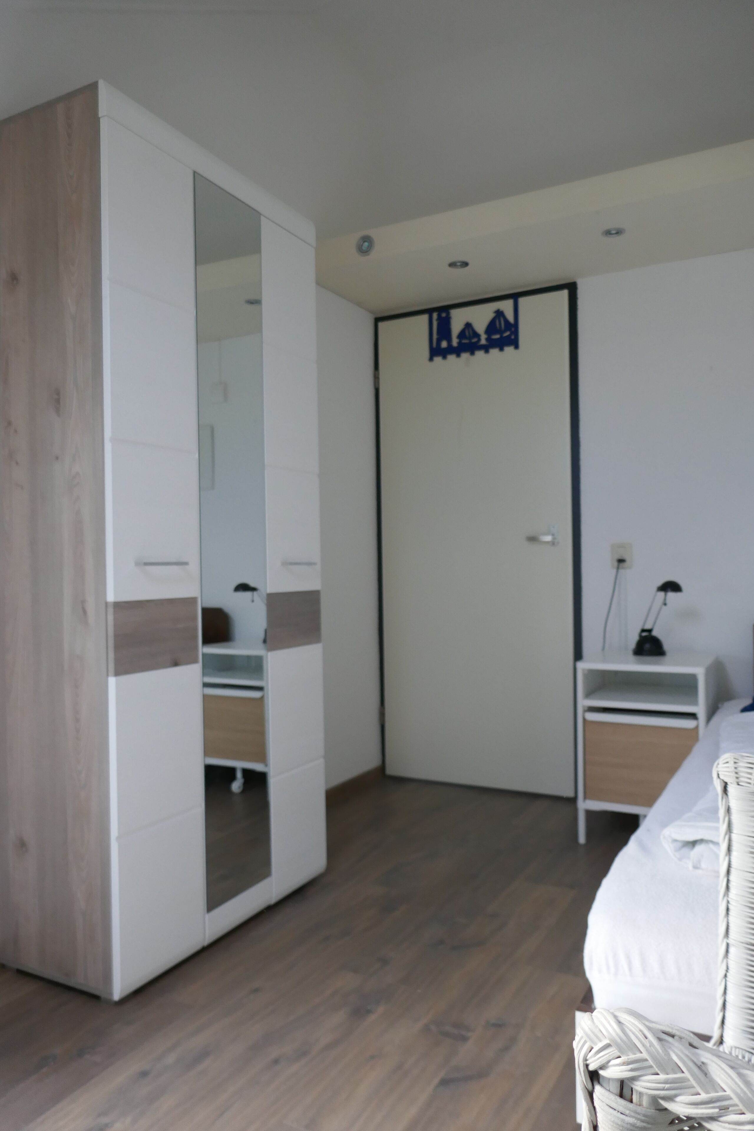 2 slaapkamers, een strijkplank/strijkijzer, reisbedje, gratis wifi