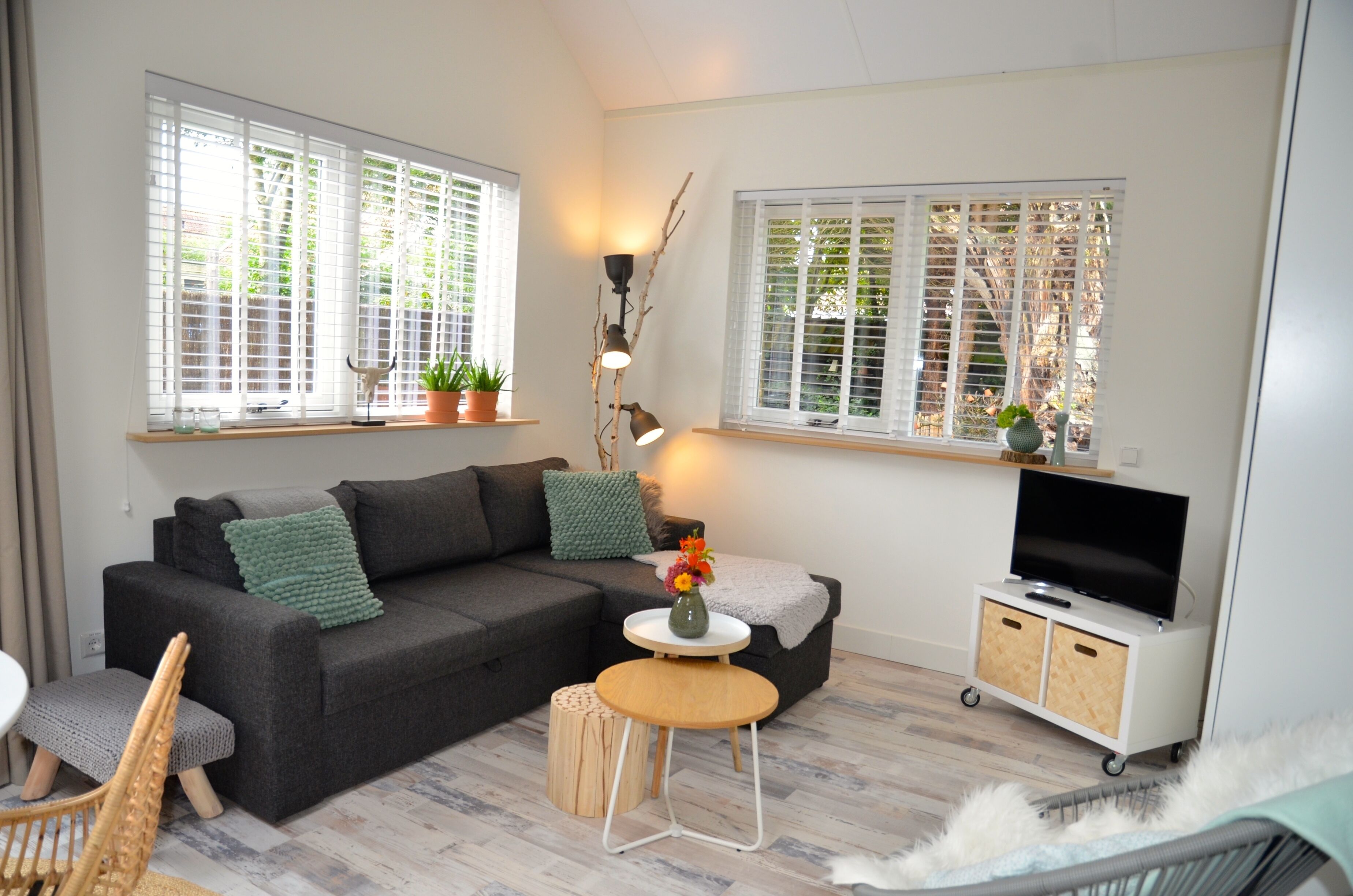 Very nice holiday home with beautiful garden and a sunny terrace.