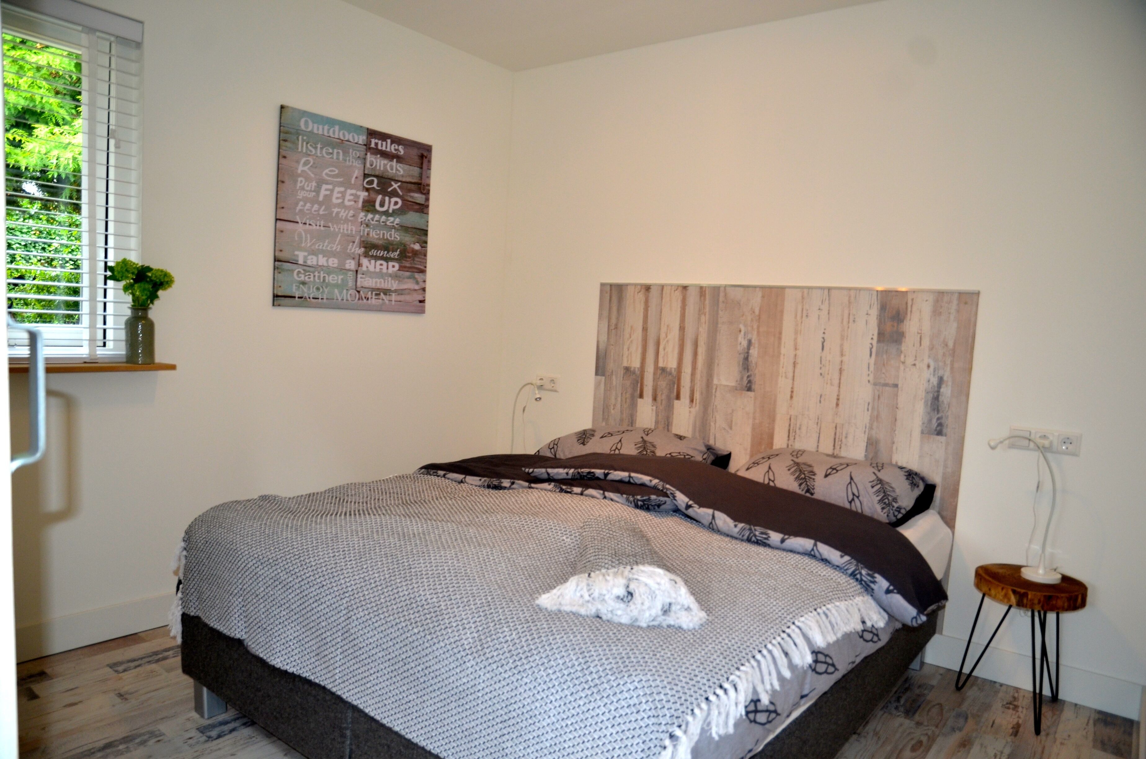 Very nice holiday home with beautiful garden and a sunny terrace.