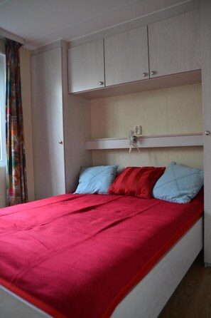 2 bedrooms, free WiFi