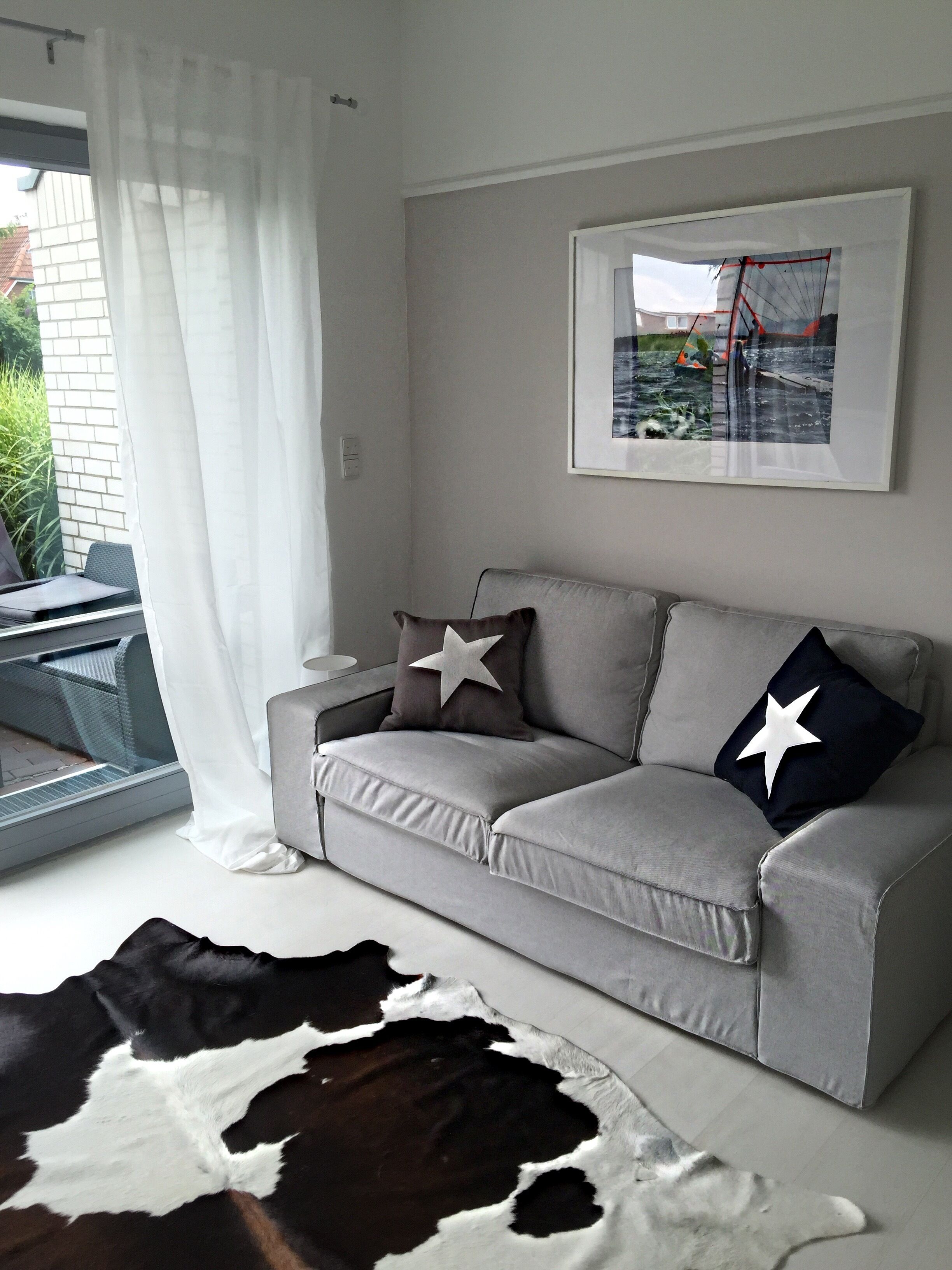 Modern apartment near the beach with a sunny terrace and garden 