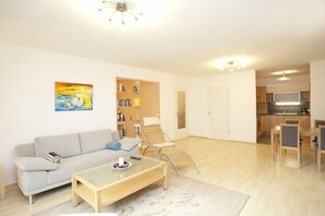 Smart TV, DVD player, books