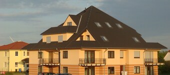 The Baltic Sea on your doorstep with 2 balconies and WiFi