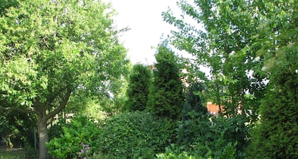 Geschmackvoll eingerichtet - Husum/Nordsee - 200m vom Meer - 2-6 Personen