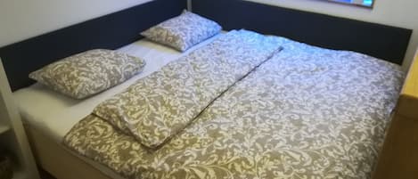 1 habitación, wifi gratis y ropa de cama