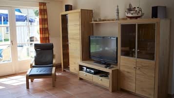 Televisor, reproductor de DVD i estèreo