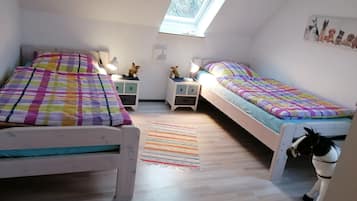 2 Schlafzimmer, Bügeleisen/Bügelbrett, Reisekinderbett, kostenloses WLAN