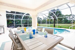 Outdoor dining