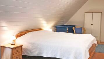 4 bedrooms, iron/ironing board, travel crib, WiFi