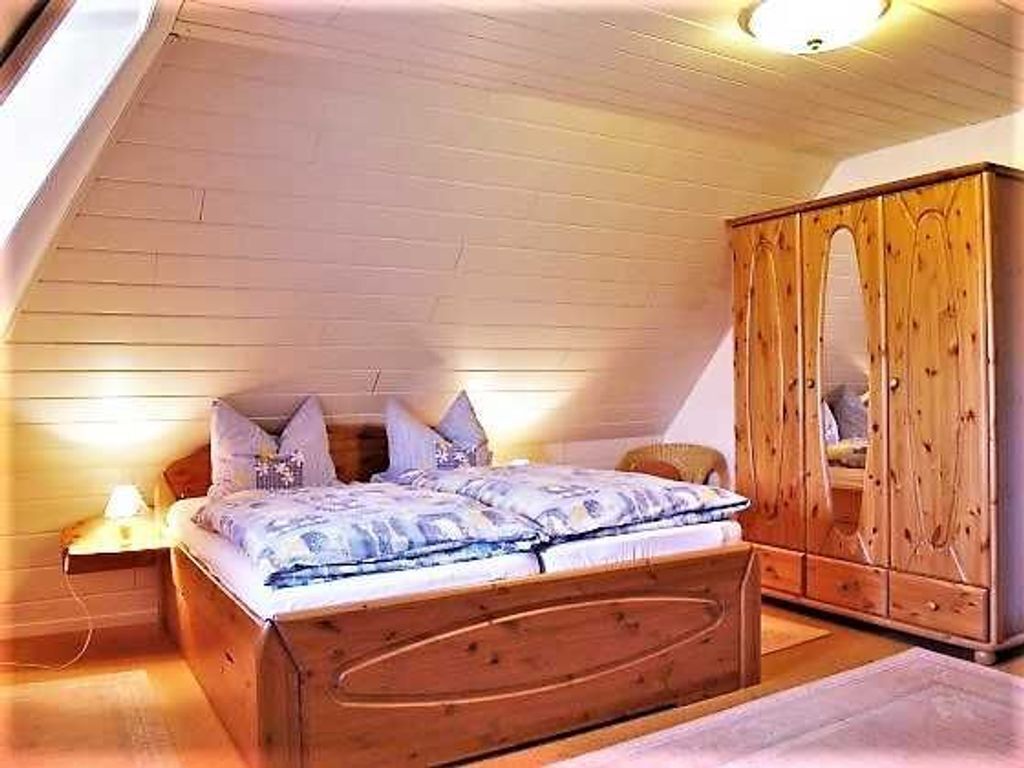 4 bedrooms, iron/ironing board, travel cot, WiFi