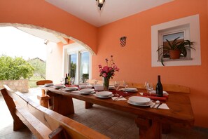 Dining - Country house with pool and garden (Cista Velika)