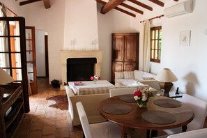 Interior - Charming villa with pool and three bedrooms on golf course near the beach (Saint-Raphaël)