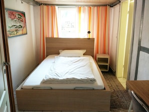 1 dormitorio, Internet, ropa de cama