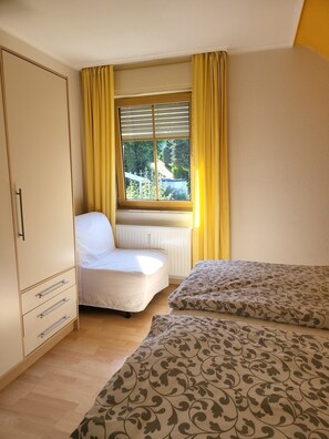 3 Schlafzimmer, Bügeleisen/Bügelbrett, kostenloses WLAN, Bettwäsche