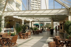 Outdoor dining - Apartment on the south beach (Burg auf Fehmarn)