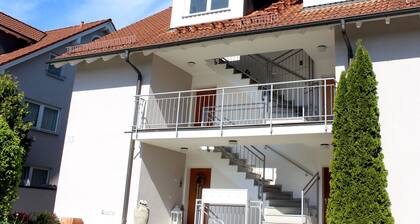 Ferienwohnung Am Mühlkanal - Schön gelegen mit Balkon und Blick ins Grüne