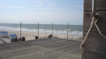Una playa cerca