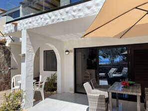 Outdoor dining - Beautiful apartment in the nature reserve "Risco del Paso" ideal for nature lovers (Costa Calma)