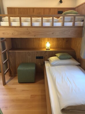 4 quartos, Wi-Fi, roupa de cama