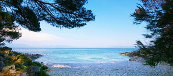 Romantic and charming newly opened pool villa