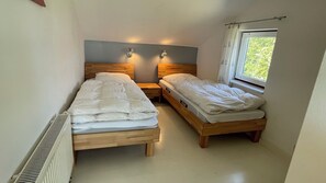 3 Schlafzimmer, Bügeleisen/Bügelbrett, kostenloses WLAN, Bettwäsche