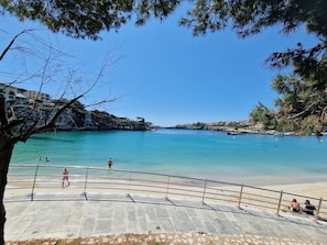 Beach nearby, sun-loungers, beach towels - Idyllic finca, close to the sea, 4 pers., pool, air conditioning NEW, W-Lan, seasonal rental (Son Carrio)