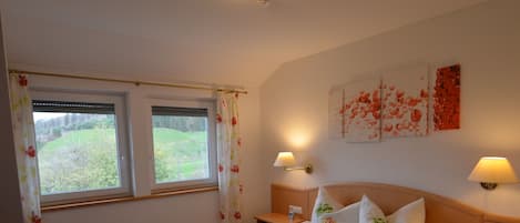 1 chambre, fer et planche Ă repasser, Wi-Fi, literie fournie