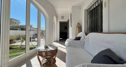 T-4711, Villa Sol, villa mit Privatpool, 600 Meter vom Meer