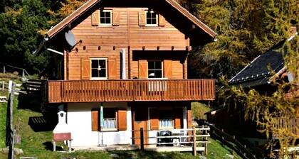 Exclusive alpine house in a prime location