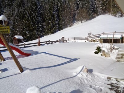 Casa Sonnhof en Walchsee en el Tirol, lago, vista al lago, jardín, jugar