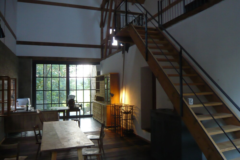 Secluded location Halmberg Chiemgau, equestrian farm, lots of nature, animals