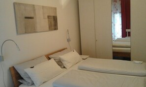 1 chambre, fer et planche Ă repasser, accĂšs Internet, draps fournis