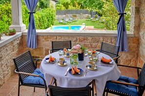 Outdoor dining - Casa Santa Mare - Romantic house with private pool  (Juršići)