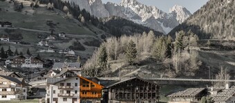 Gorgeous Apartment Close to Ski Lifts with Wi-Fi, Parking and Garden