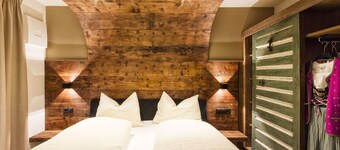 Precioso apartamento cerca de los remontes con Wi-Fi, aparcamiento y jardín; se admiten mascotas